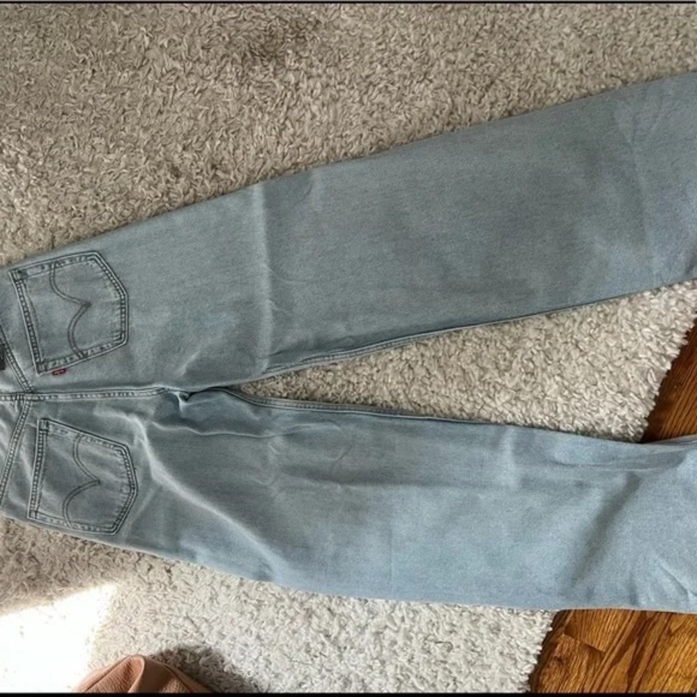 High Rise Loose Levi’s